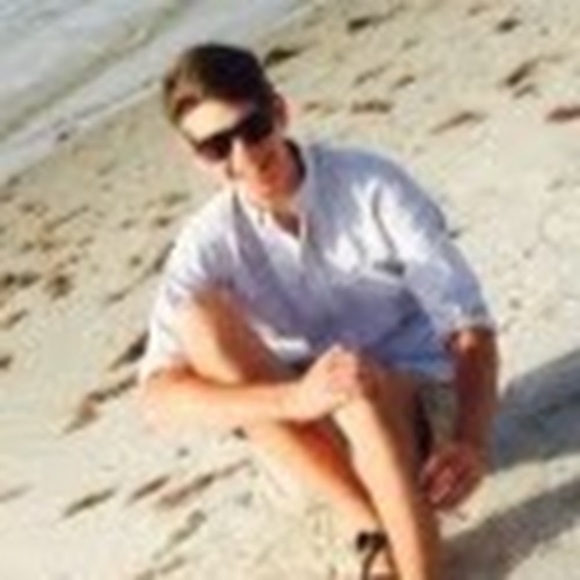 Meet your Posher, Alex - Picture 1 of 1